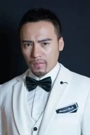 龐顯東