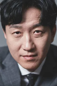 尹世雄