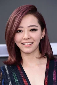 張靚穎