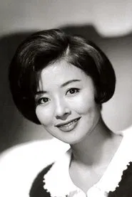 星由裡子