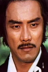 杨伟