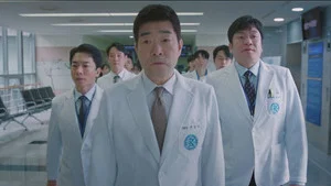 Doctor X白色黑手党时代 第 6 集剧照
