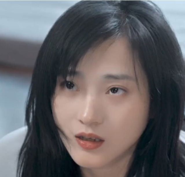 蚀骨囚爱(2023)海报